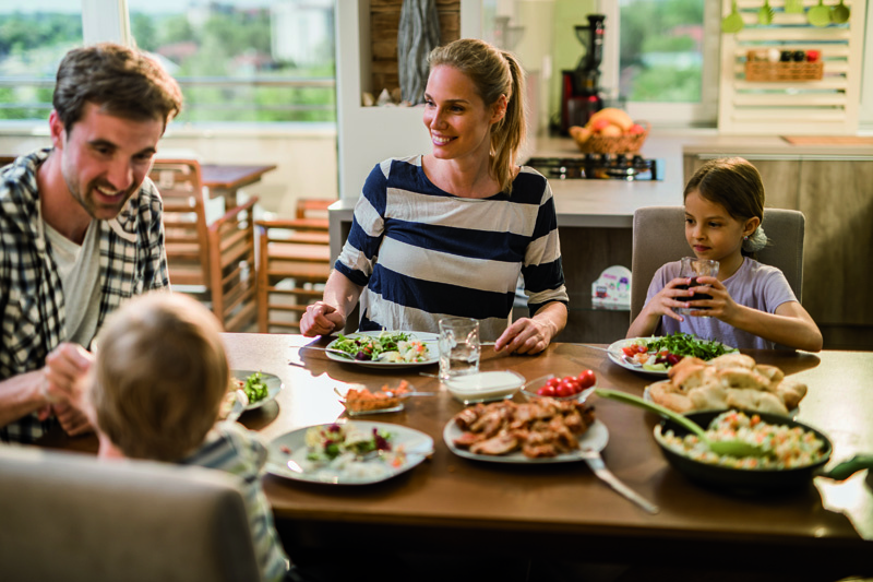 Le repas partagé, un moment privilégié - Magazine Family